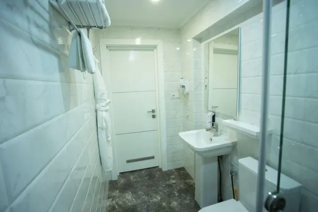 Junior Suite Twin — room, Bishkek