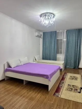 Четырёхкомнатная квартира в центре — квартира, Бишкек
