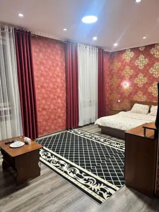 Hotel LONGHAUL — hotel, Bishkek