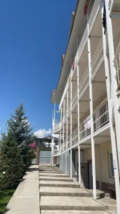 Chambre Triple Deluxe — chambre, Cholpon-Ata