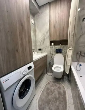 Two-room apartment in Vostok 5 — apartment, Bishkek