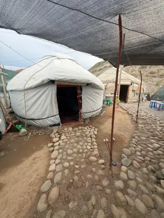 Зона Отдыха "Kekilik Yurt Camp" — зона отдыха, с. Тон