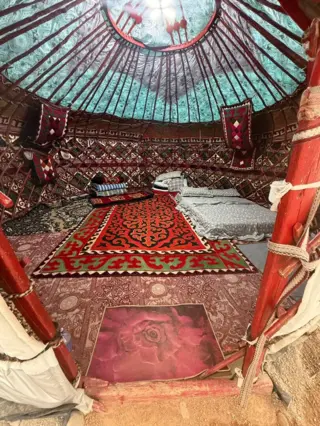 Зона Отдыха "Kekilik Yurt Camp" — зона отдыха, с. Тон