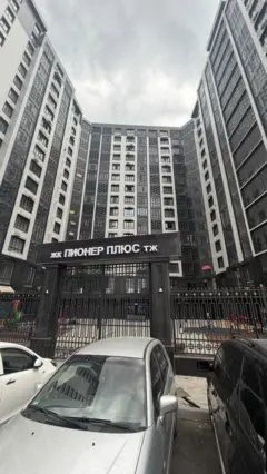 One-Room Apartment in Pioneer Residential Complex — apartment, Bishkek