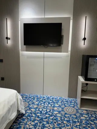 Гостиница «Like Hotel» — гостиница, Бишкек