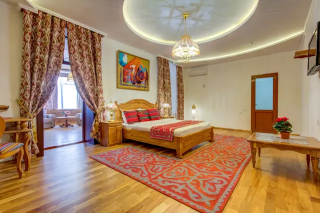 Navat Hotel — hotel, Bishkek