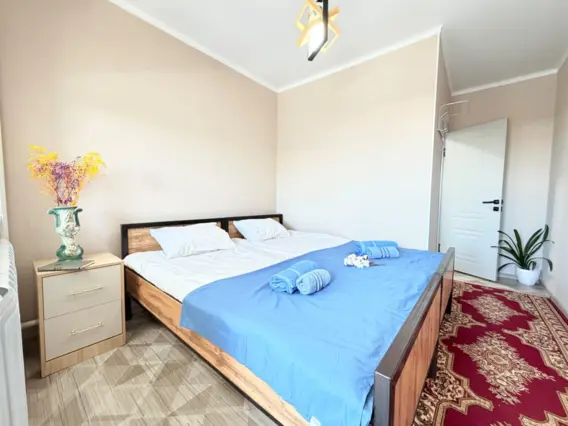 Chambre Double — chambre, Karakol