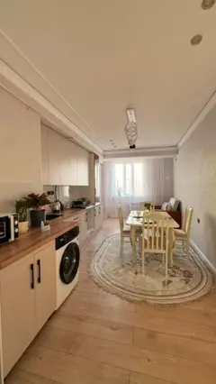 Appartement de 2 pièces au centre-ville d'Och — appartement, Och