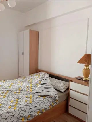 Appartamento trilocale su Bokombaeva/Orozbekova — appartamento, Bishkek