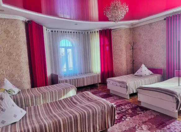 Койко-место — bed space, v. Karakol (d. Ak-Suy )