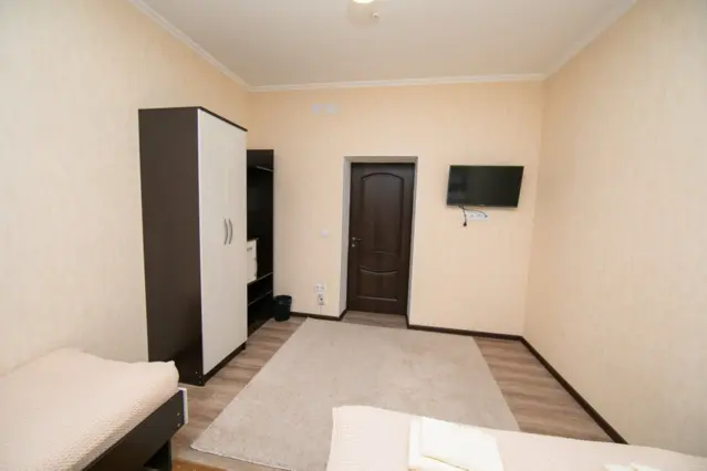 Гостевой дом "Twin House karakol" — guest house, v. Karakol (d. Ak-Suy )