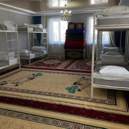 Maanay — hostel, Karakol