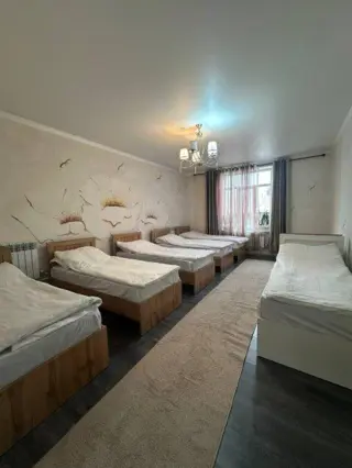 Гостевой дом "Айчолпон" 7 местый — room, Karakol